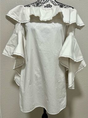 Alexis Rachel Off The Shoulder White Mini Dress Ruffle Sleeves 
Size Medium